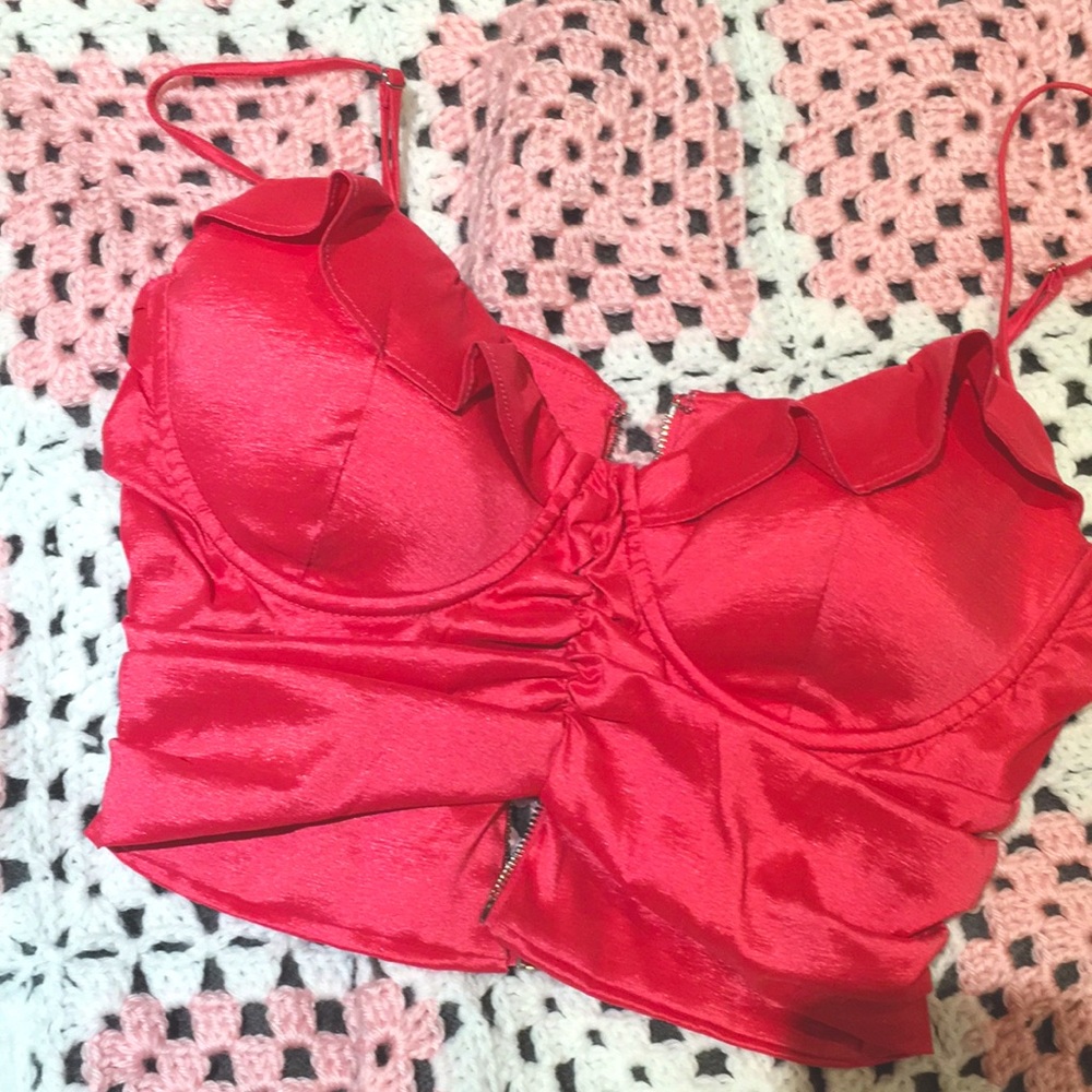 Pink bustier style top💕